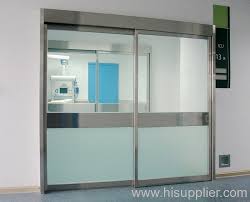 Automatic sliding door for ICU faculty